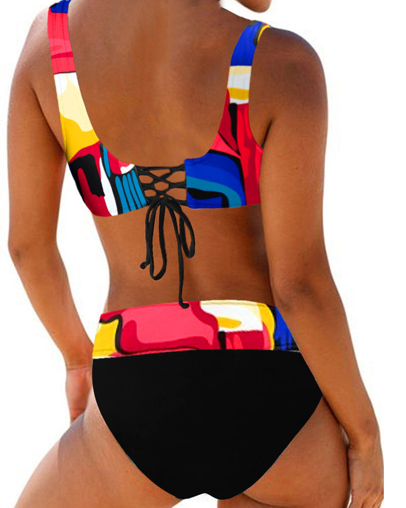 Eva - Glad och färgglad bikini