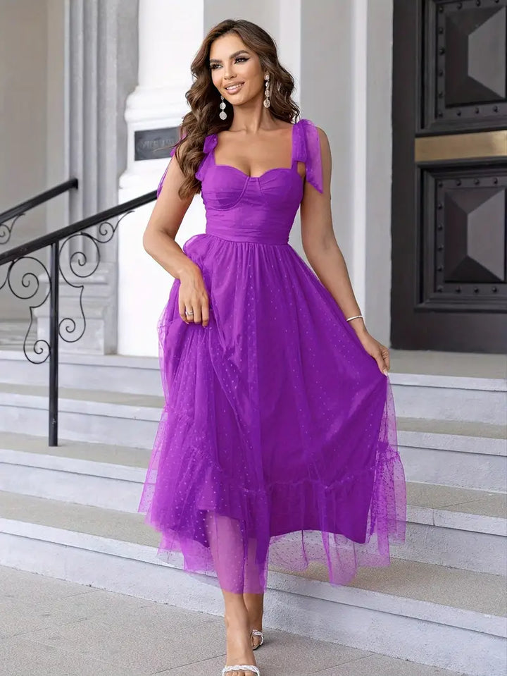 Carmen - Elegant nätklänning