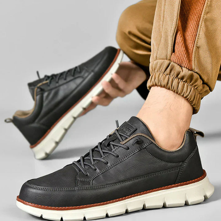 Gabriel | Sneakers i läder med stöd