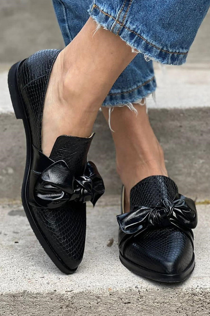 Orla™ - Svarta rosett-loafers