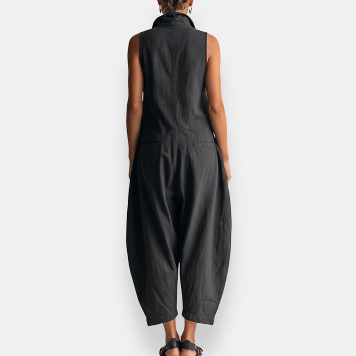 Solveig | Ärmlös jumpsuit med ledig passform