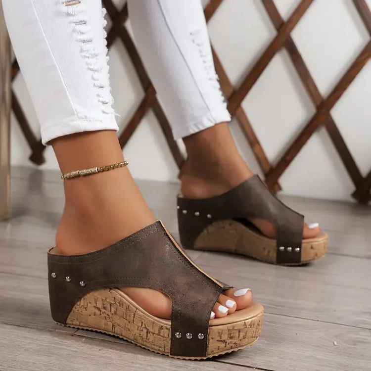 Melissa | Sandaler med hålfotsstöd och kilklack