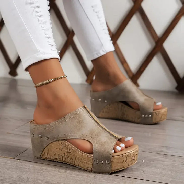 Melissa | Sandaler med hålfotsstöd och kilklack