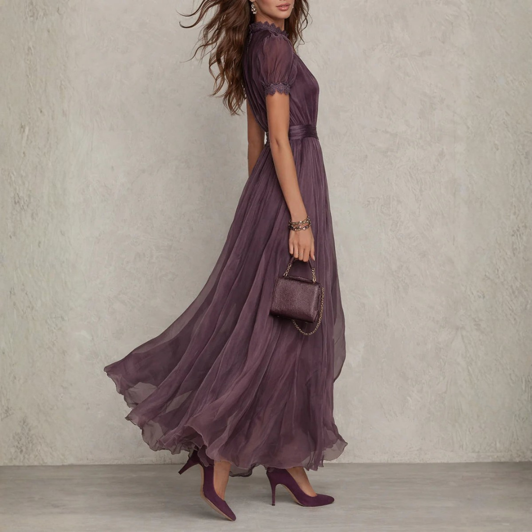 Celeste | Elegant spetskantad chiffon maxiklänning