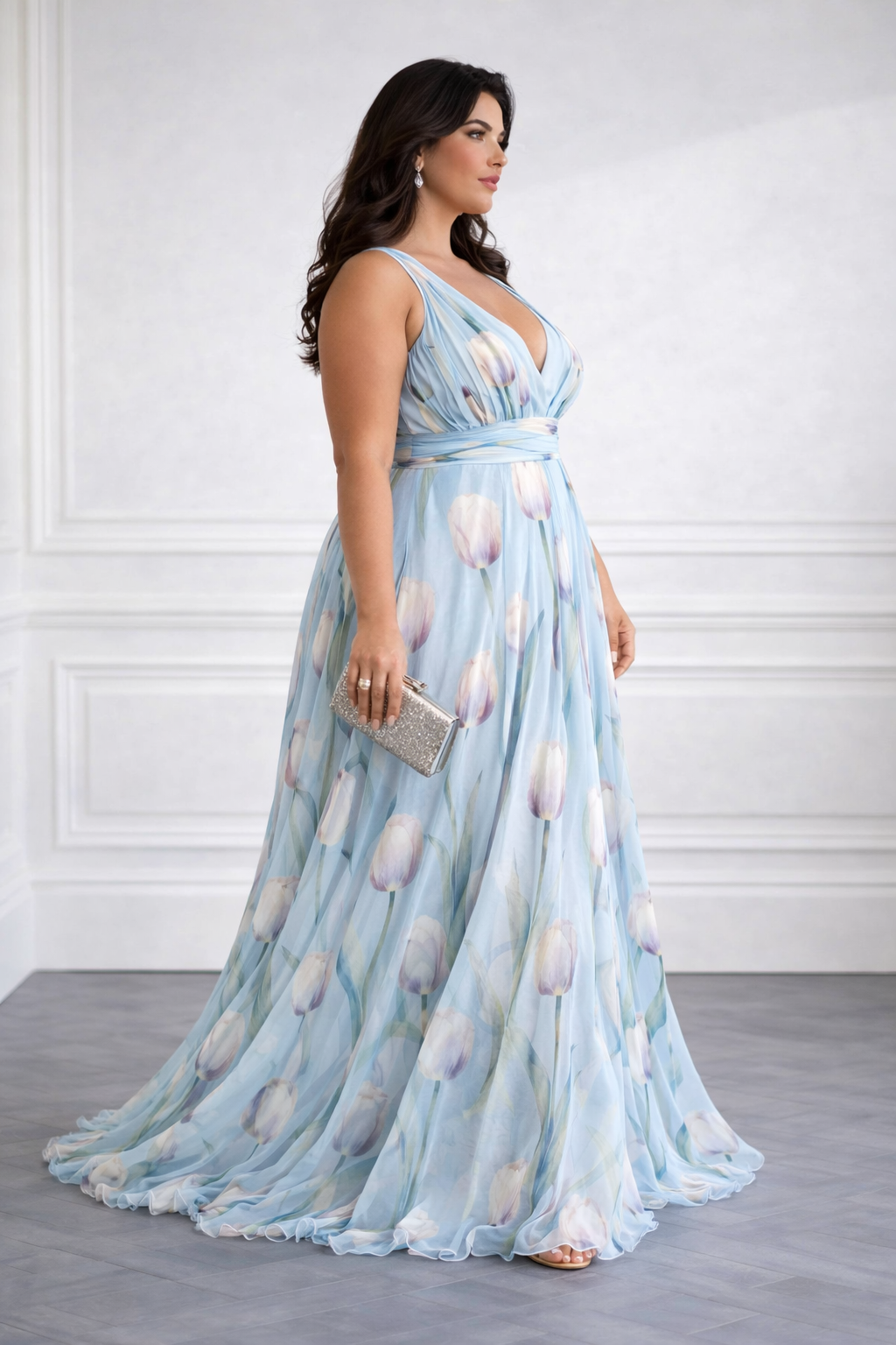 Nerea - elegant tulipanmönstrad V-ringad maxiklänning