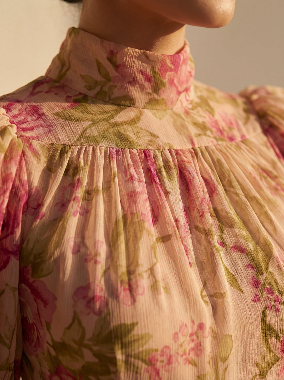 Rosario - Blomsterdröm chiffonklänning