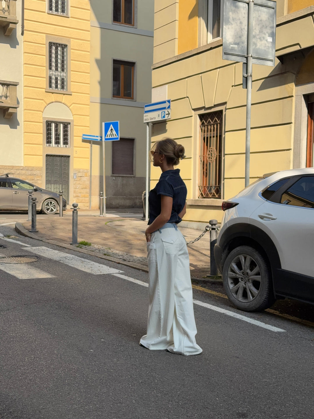 Bjork randiga jeans med låg midja och lös passform – Vit/Blå