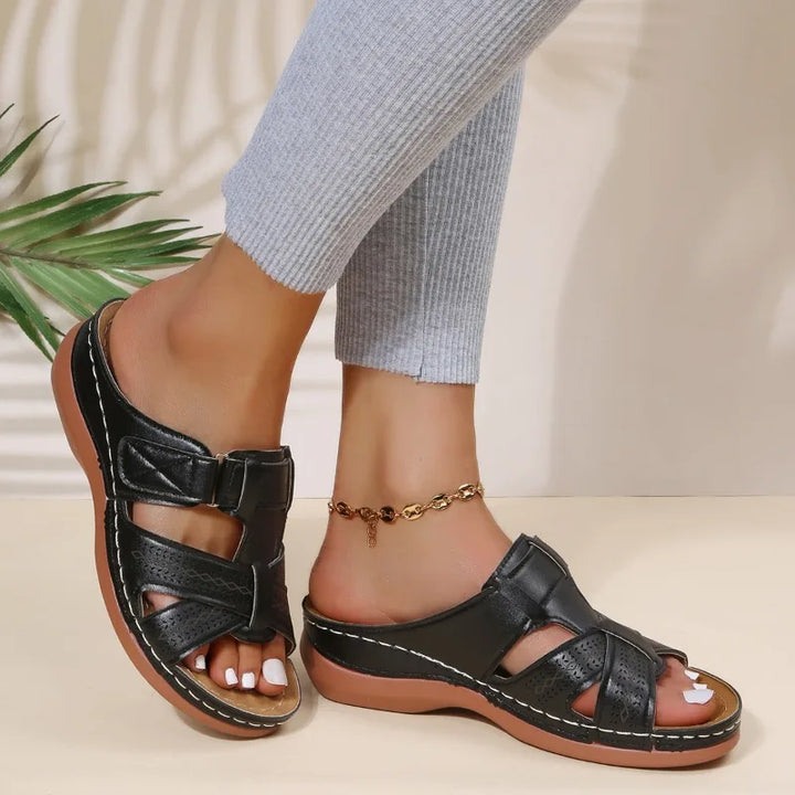 Gaia™ | Damsandaler vintage ortopediska kilklacksandaler