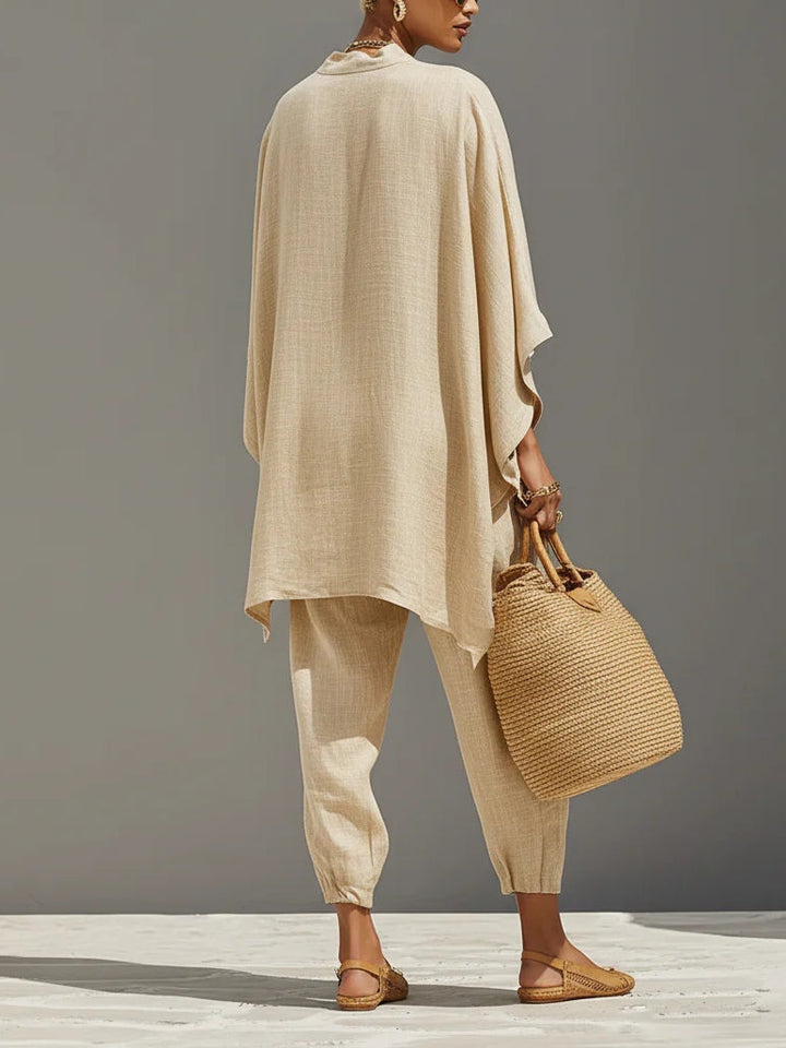 Caroline - Ljus khaki asymmetrisk minimalistisk topp- och joggerbyxset