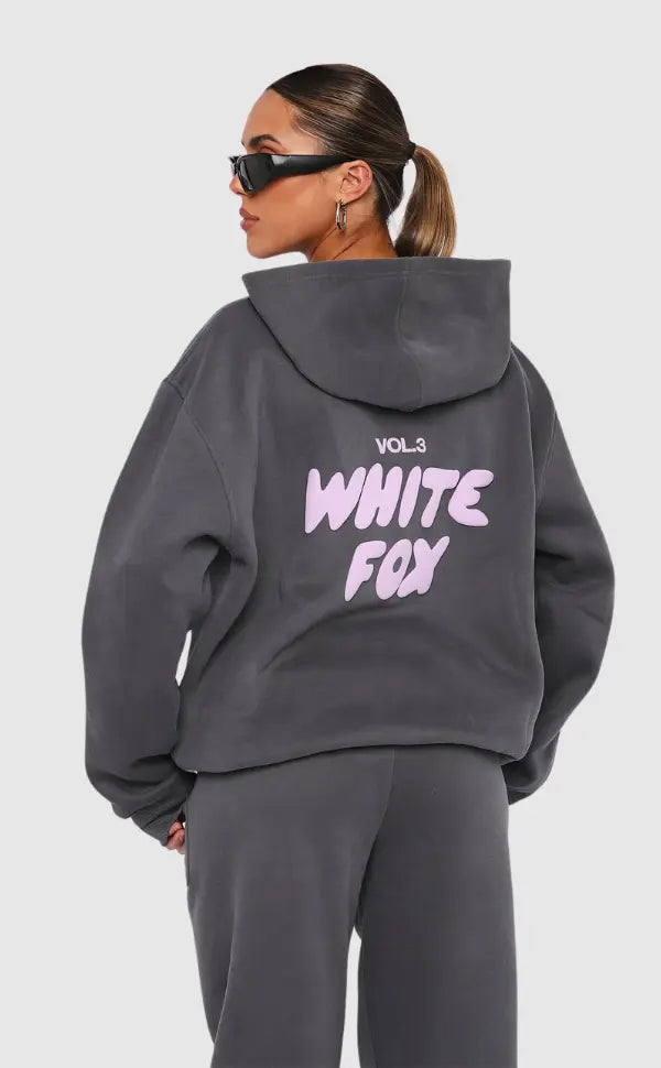 Mjukt set med hoodie och jogger i avslappnad passform för vardagskomfort