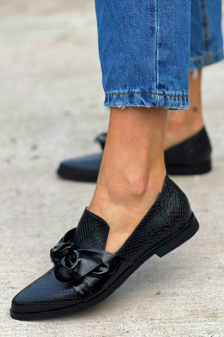 Orla™ - Svarta rosett-loafers
